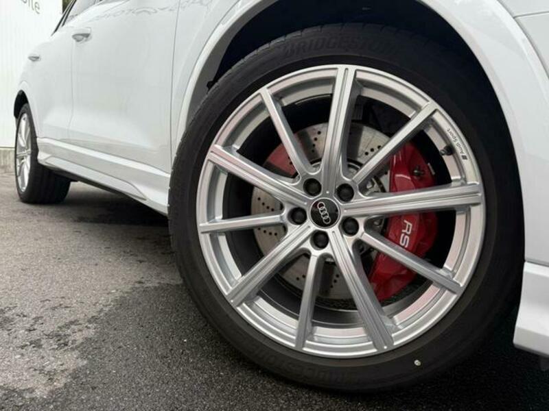 RS Q3