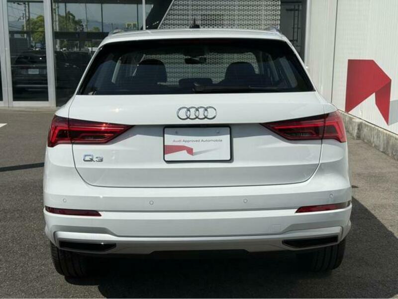 Q3