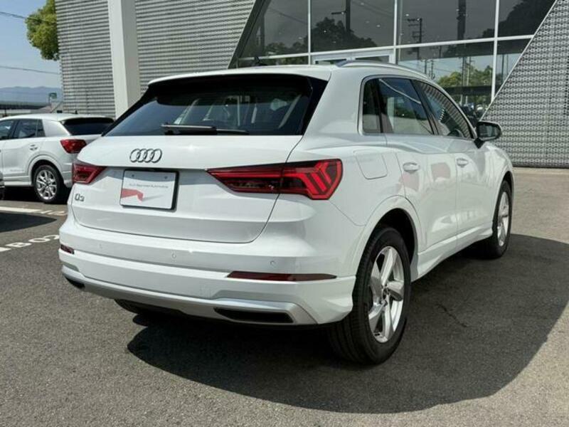 Q3