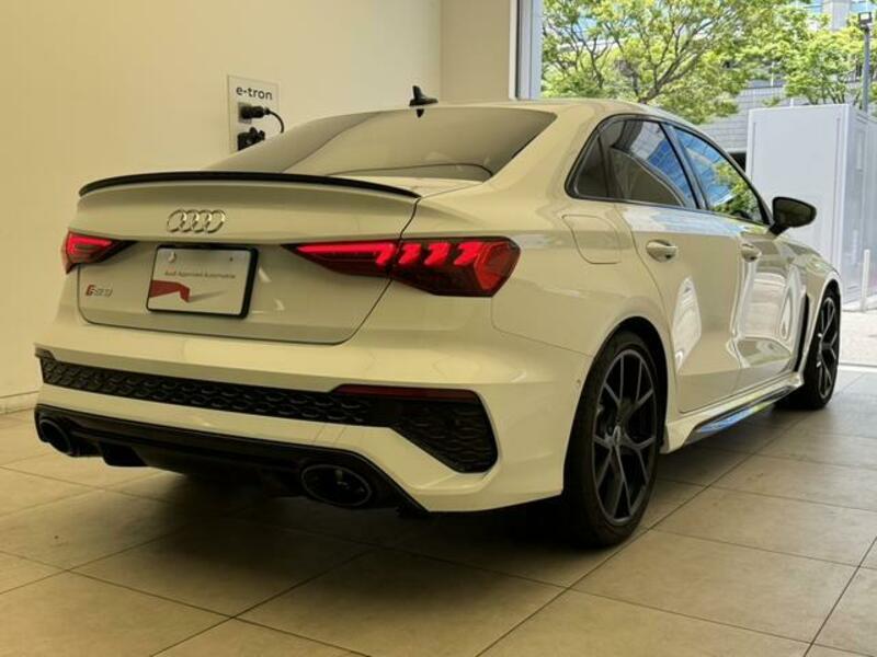 RS3