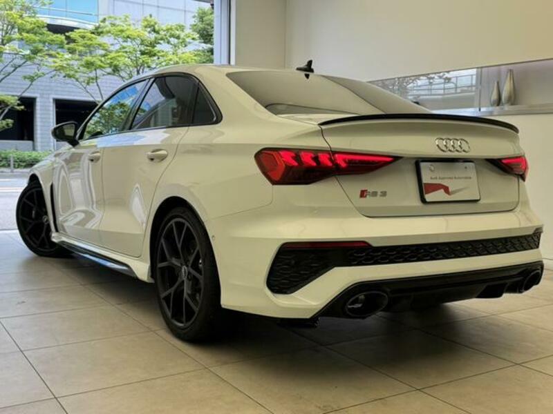 RS3