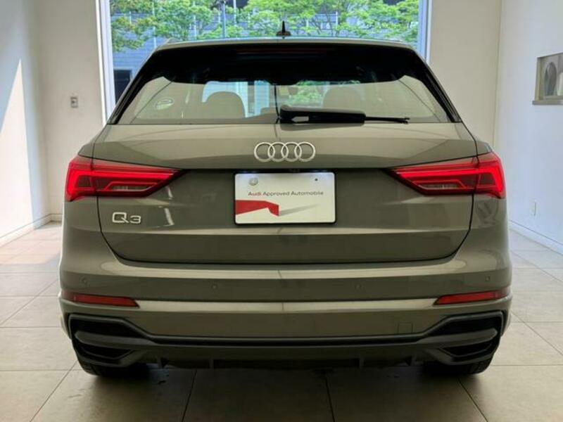 Q3