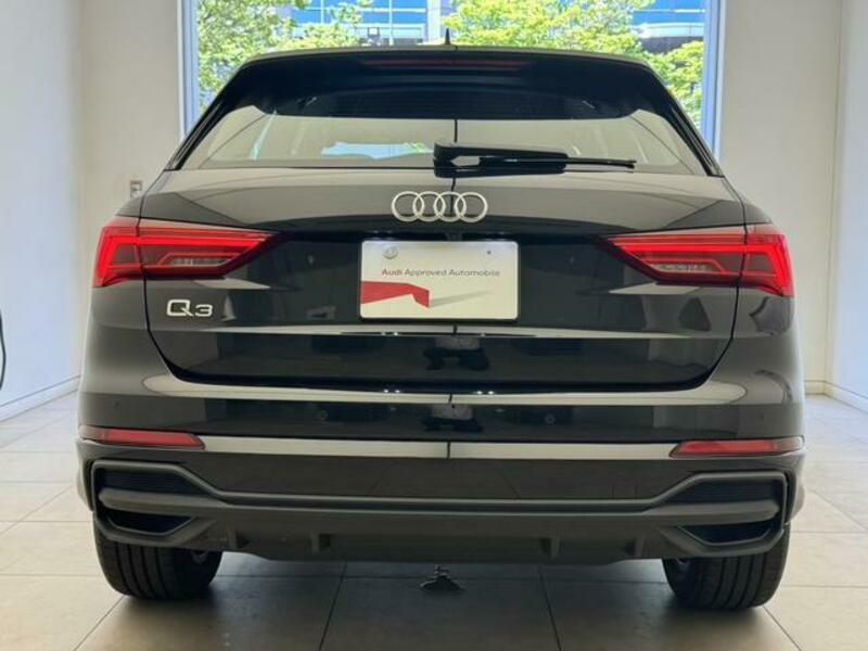 Q3
