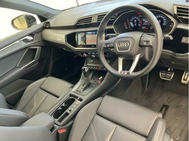 Q3
