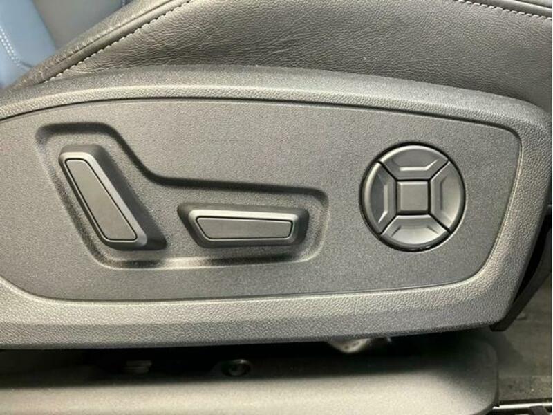 Q3