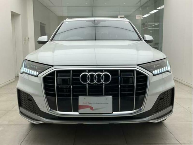 Q7