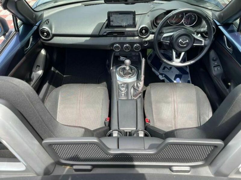 ROADSTER