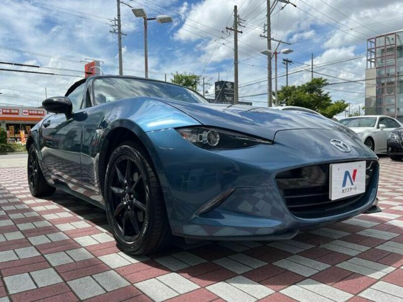 ROADSTER