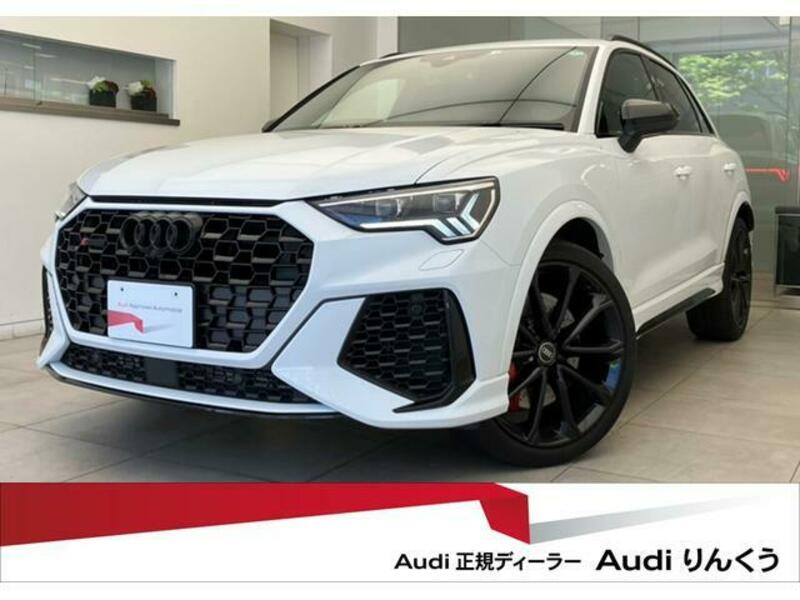 AUDI RS Q3