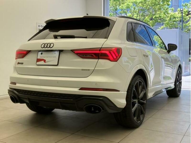 RS Q3