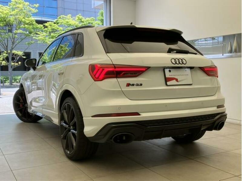 RS Q3