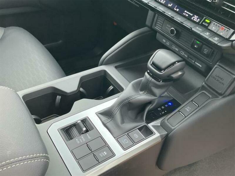 LAND CRUISER 250