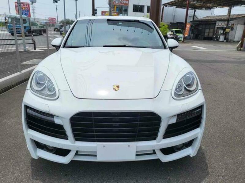 CAYENNE