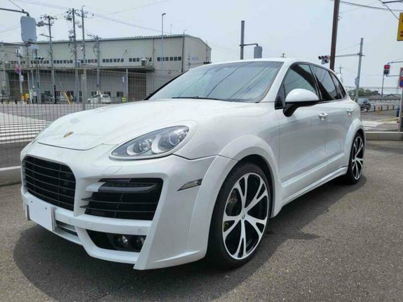 CAYENNE-0
