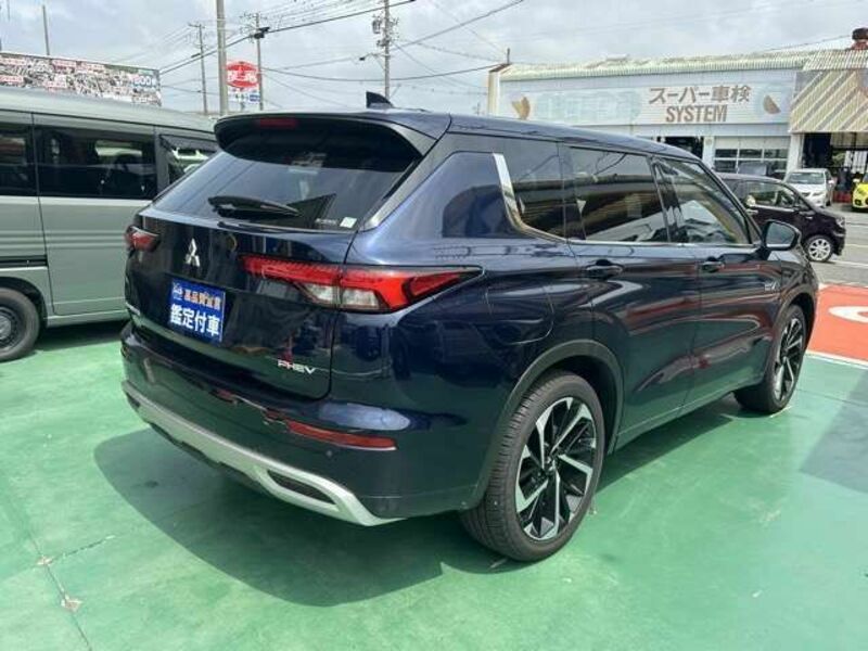 OUTLANDER PHEV