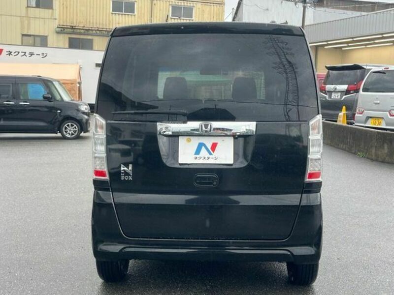 N BOX