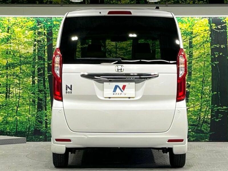 N BOX