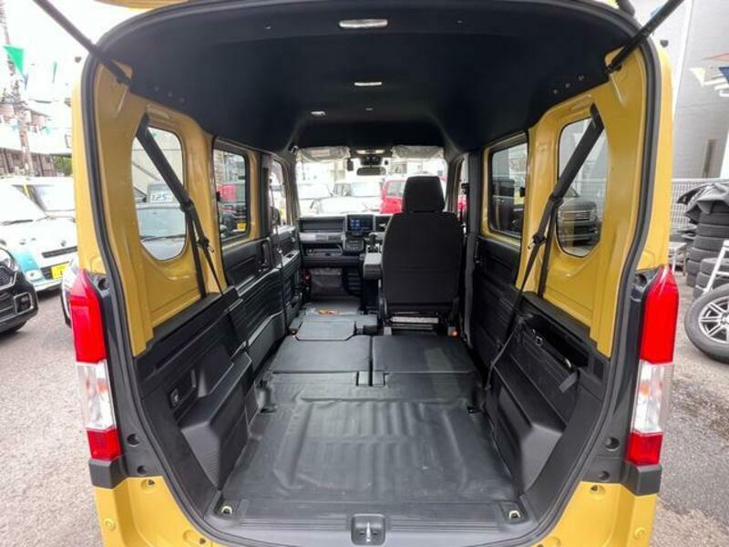 N-VAN