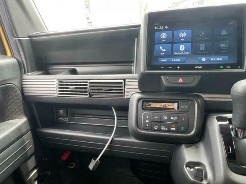 N-VAN