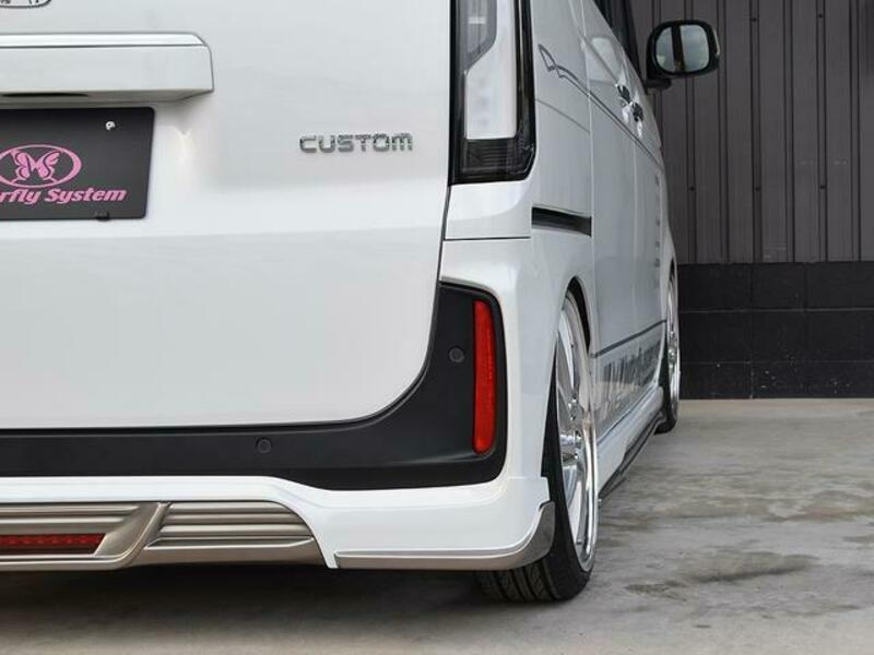 N BOX CUSTOM