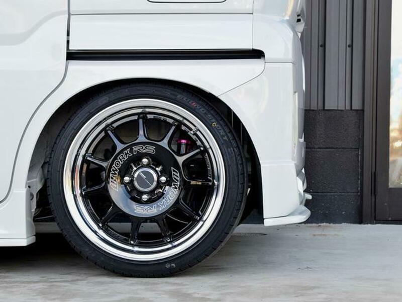 SPACIA CUSTOM