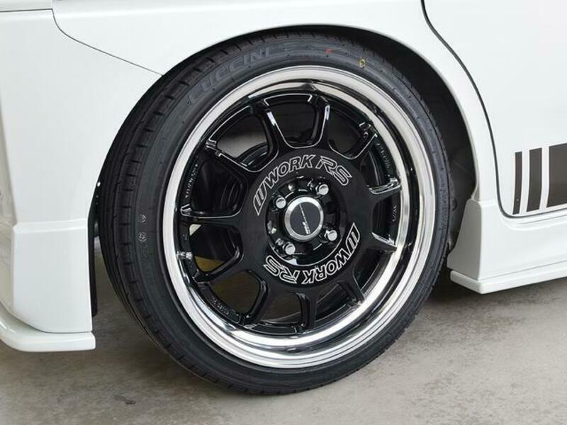 SPACIA CUSTOM