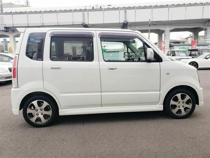 WAGON R