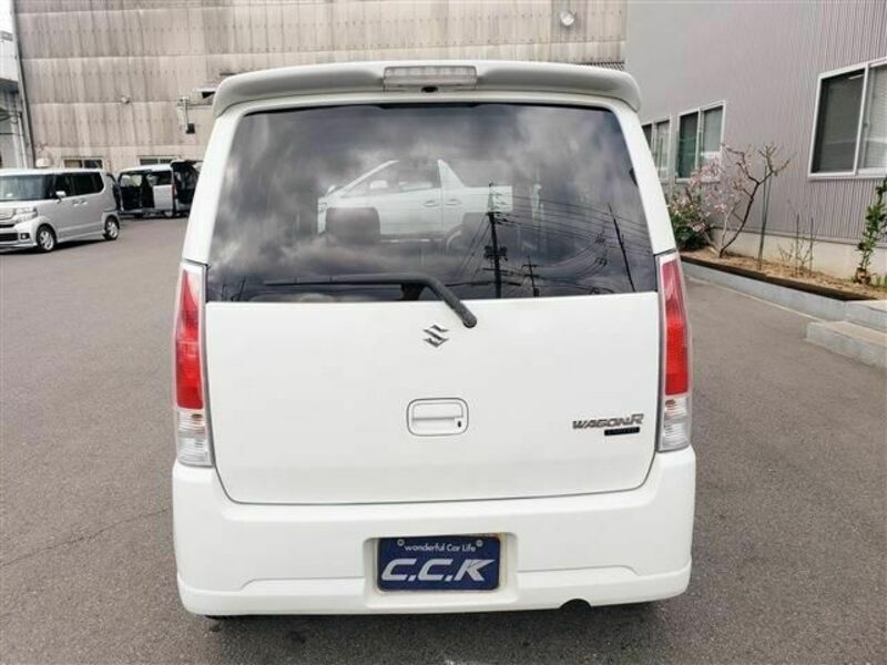 WAGON R