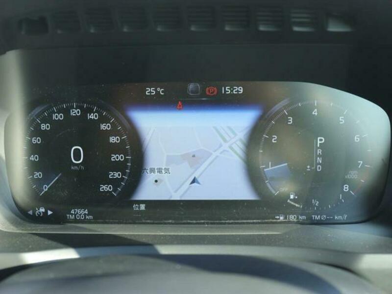 XC90