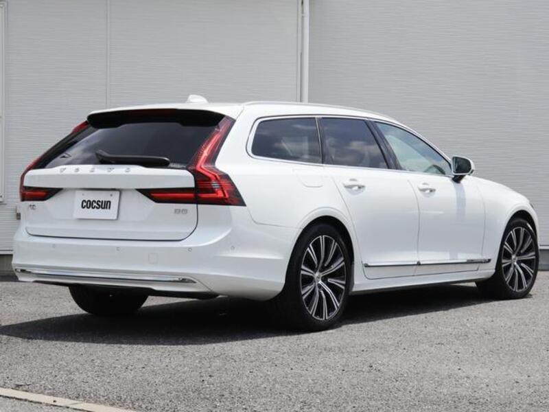 V90