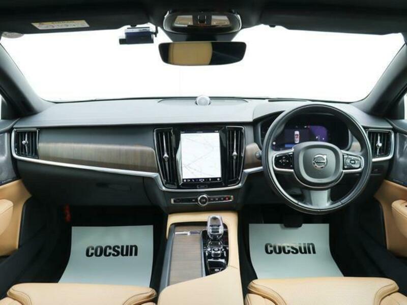 S90