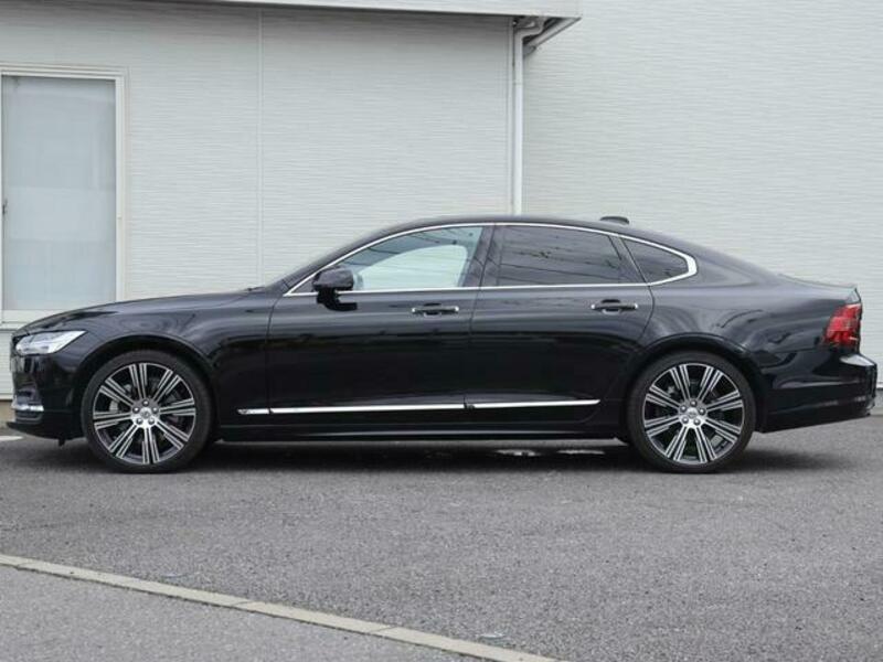 S90