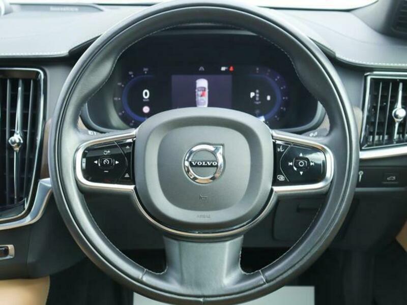 S90