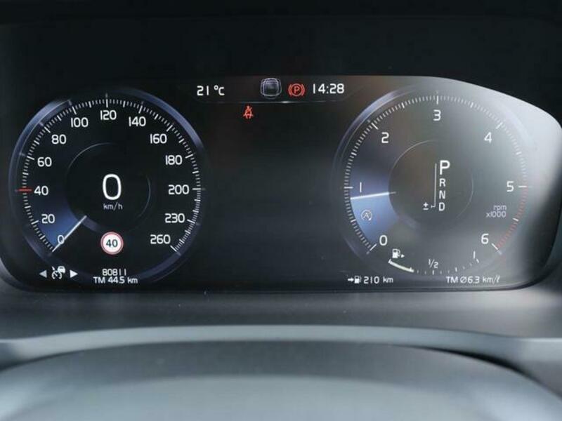 XC90