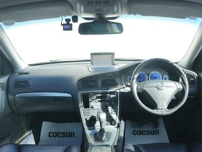 V70
