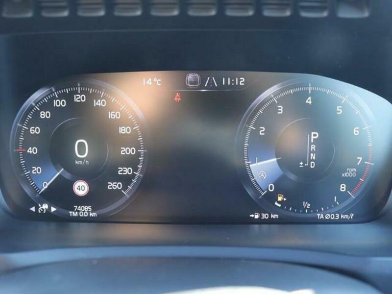 XC90