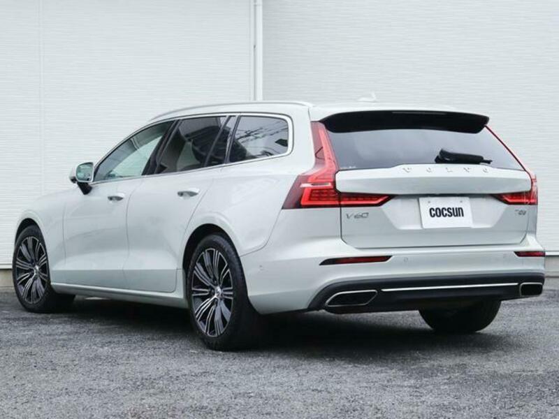 V60