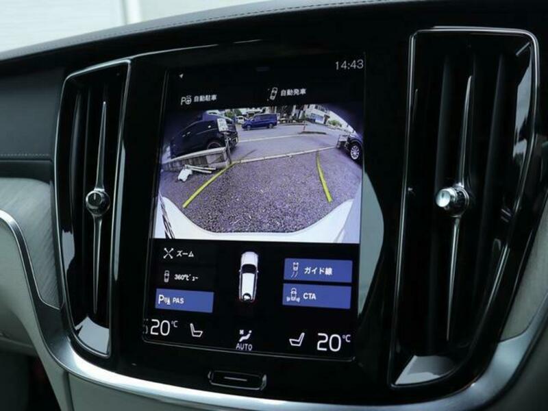 V60