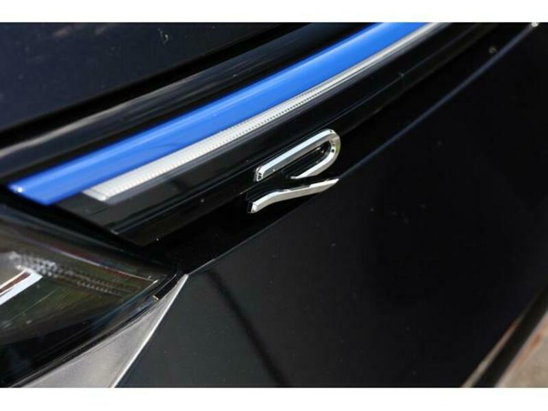 GOLF R