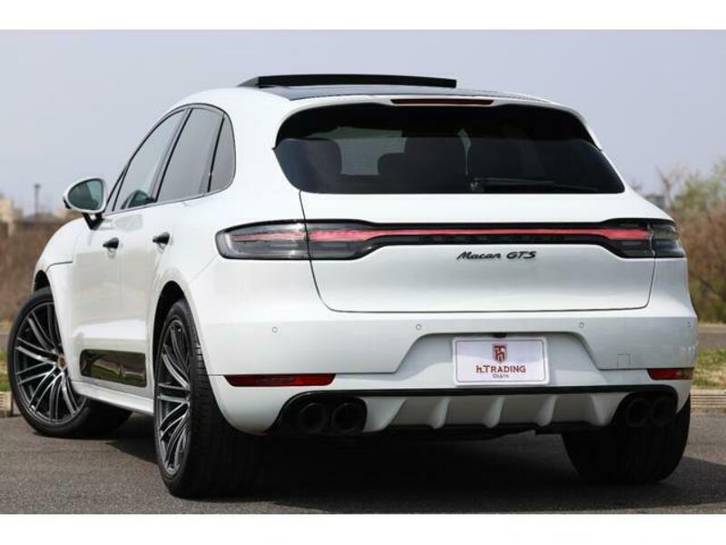 MACAN