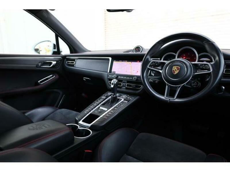 MACAN