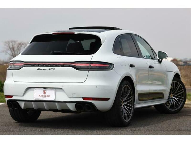 MACAN