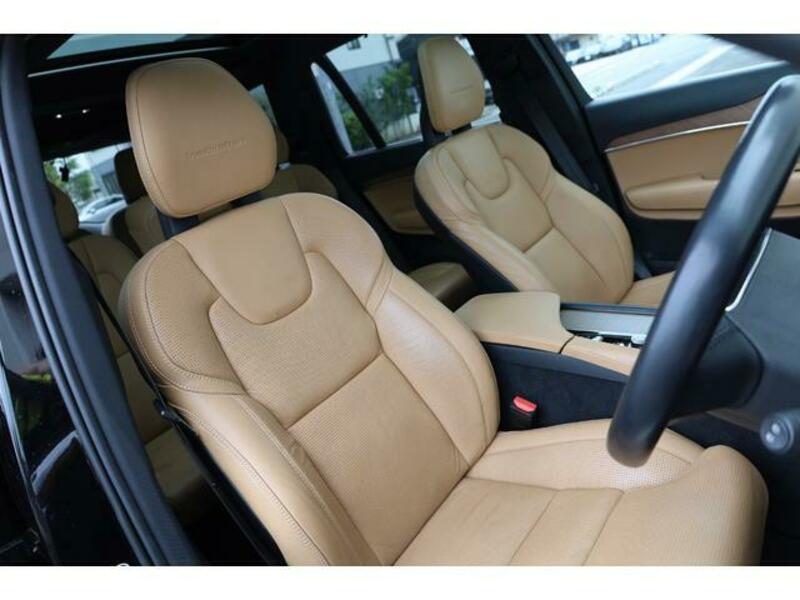 XC90