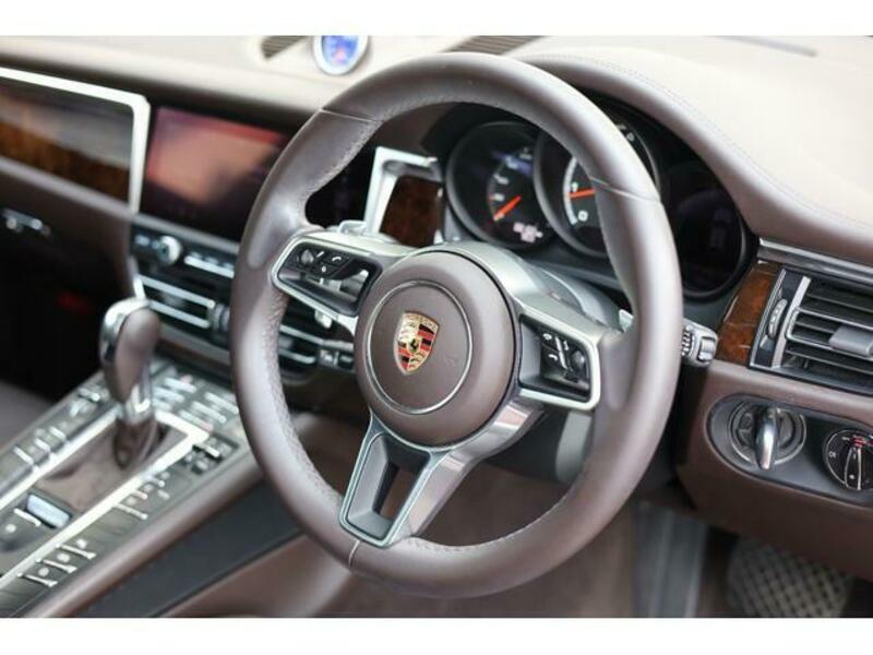 MACAN