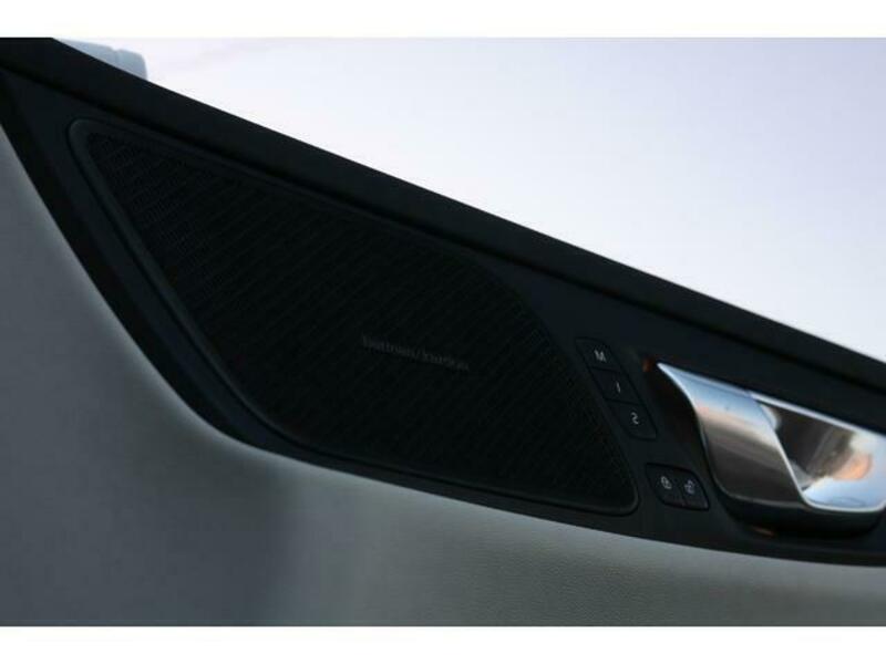 V60