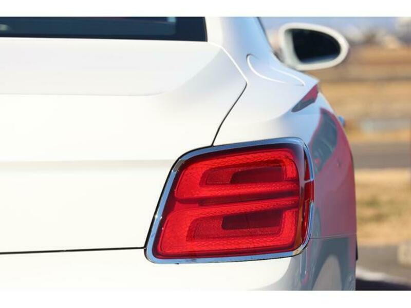 FLYING SPUR
