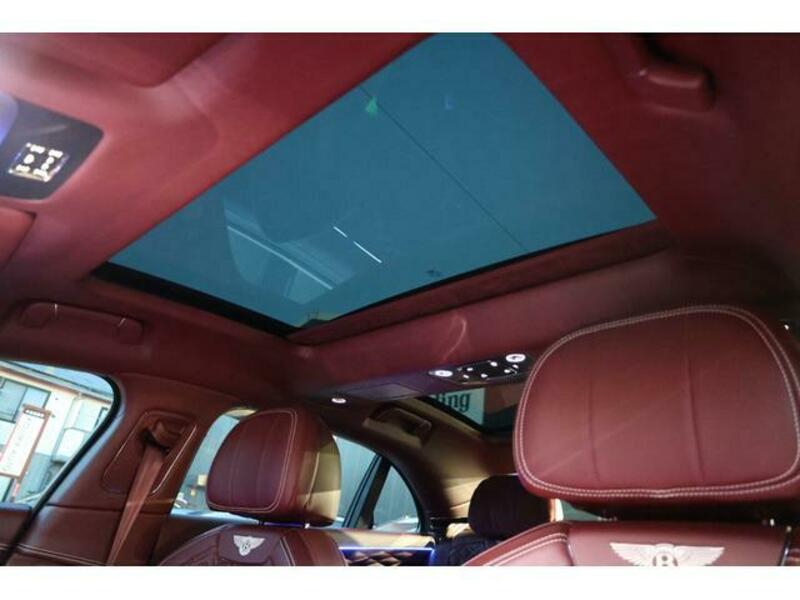 FLYING SPUR