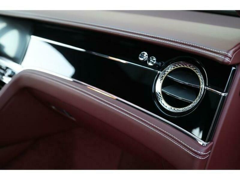 FLYING SPUR