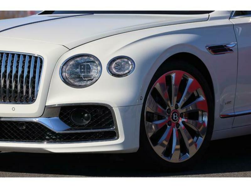 FLYING SPUR