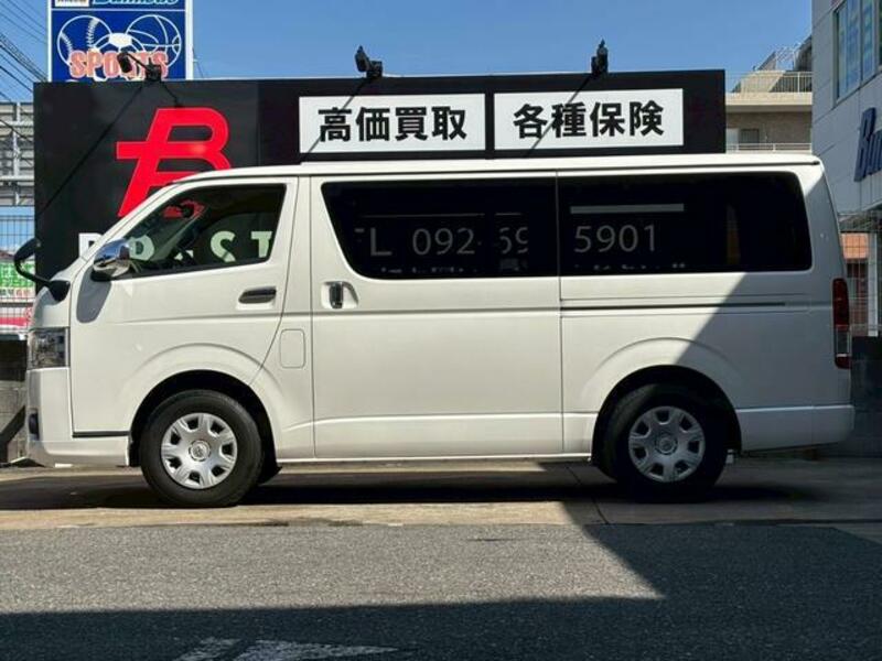 HIACE VAN